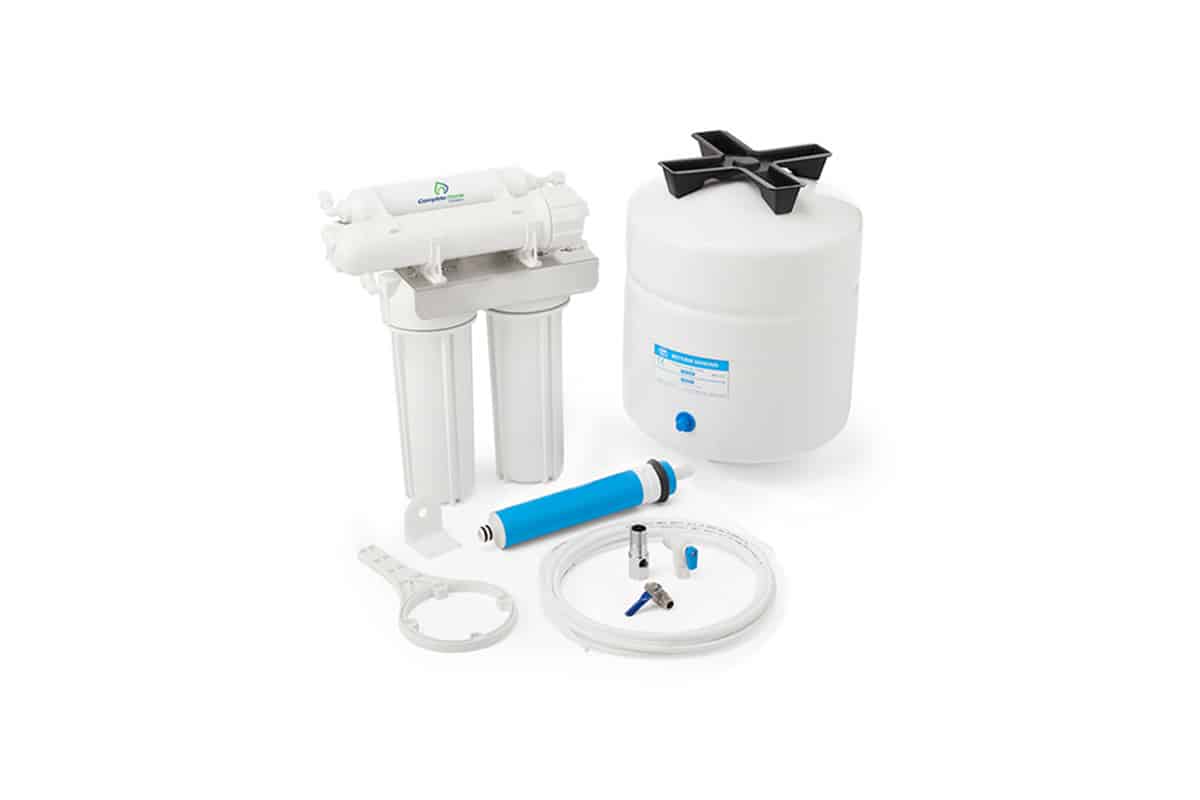 Iron filter system for well water